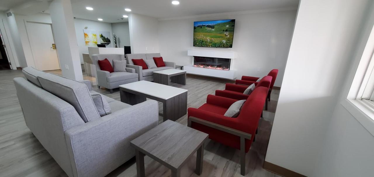 Hotel Ramada By Wyndham New Brunswick 3*