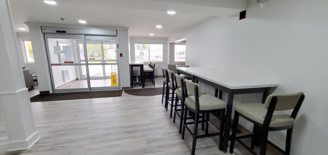 Ramada By Wyndham New Brunswick Hotel Miramichi