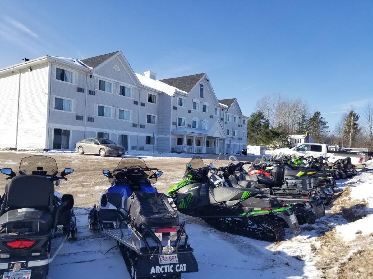 Hotel Ramada By Wyndham New Brunswick 3*