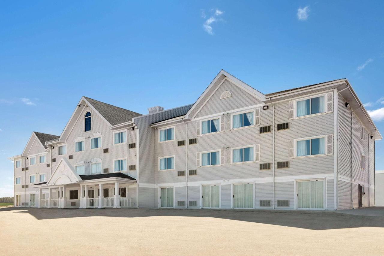 Hotel Ramada By Wyndham New Brunswick Miramichi